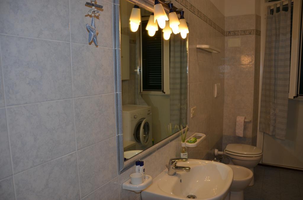 Villa Casa Lia à Marina Di Carrara Extérieur photo