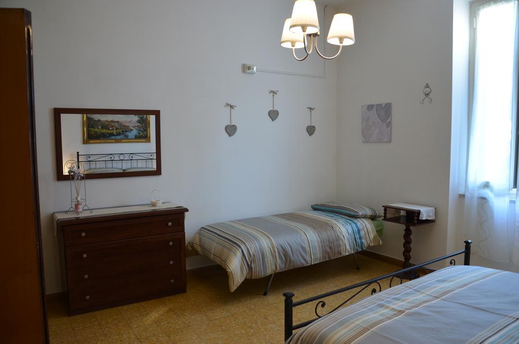 Villa Casa Lia à Marina Di Carrara Extérieur photo